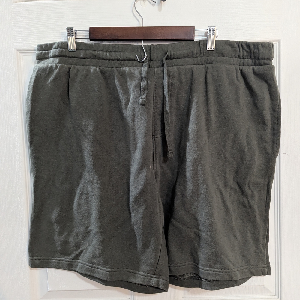 Men's Olive Green Shorts